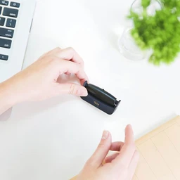 Thumbnail 2 of ible เครื่องฟอกอากาศแบบพกพาชนิดไอออน รุ่น Airvida M1 ขนาด 50 ซม. Space Black