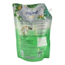 Thumbnail 2 of ไฮยีน เอ็กซ์เพิร์ทแคร์ น้ำยาปรับผ้านุ่ม สูตรเข้มข้น เนเจอร์ สปริงแมกโนเลีย สีเขียว 1.15 ล.