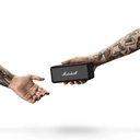 Thumbnail 3 of ลำโพงพกพาไร้สายขนาดเล็กรูปทรงคลาสสิค สีดำ