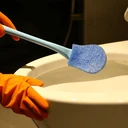 Thumbnail 3 of โพลี-ไบรท์ แปรงขัดโถสุขภัณฑ์ สีฟ้า 3 ชิ้น