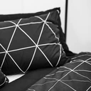 Thumbnail 3 of LOTUS ผ้าปูที่นอน รุ่น Black & White-LI-BW 01B ขนาด 3.5 ฟุต