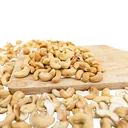 Thumbnail 2 of เม็ดมะม่วงหิมพานต์อบเกลือ 60 กรัม Chef Brother ( 6 ซอง/ถุง)