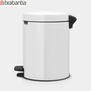 Thumbnail 2 of ถังขยะ สแตนเลสแบบเหยียบ 5ลิตร รุ่น Brabantia Pedal bin New Icon 5L white