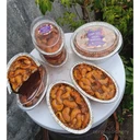 Thumbnail 3 of Zerplaii ท็อฟฟี่เค้ก เม็ดมะม่วงหิมพานแน่นมาก (Toffee Cake) 1 ชิ้น