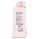 Thumbnail 4 of วาสลีน เฮลตี้ไบรท์ ยูวี ไลท์เทนนิ่ง โลชั่น 300 มล. x 1+1