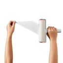 Thumbnail 4 of ลูกกลิ้งเก็บขนทำความสะอาดสามารถต่อด้ามจับเป็นไม้ม๊อบZM100 สีขาว