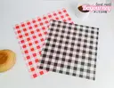 Thumbnail 3 of Boxjourney กระดาษไขรองเบเกอรี่ 10x 10 นิ้ว ลาย สก็อต สีดำ (100 ใบ/แพค)