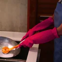 Thumbnail 3 of โพลี-ไบรท์ ถุงมือยางธรรมชาติ รัดข้อ รุ่น Extra Long Size L 6 คู่