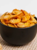 Thumbnail 3 of พรทิพย์ พรีเมี่ยม กุ้งเสียบอบกรอบ 70 กรัม x 3