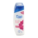 Thumbnail 3 of HEAD & SHOULDERS Shampoo Smooth & Silky 150 ml x 3
