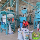 Thumbnail 3 of ตราสิงห์ ข้าวกล้องหอมมะลิแดง สุรินทร์ จมูกข้าวสมบูรณ์ ปลอดสาร 5 กก. แพ็ค 1 ถุง