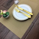 Thumbnail 2 of Twin Fish ที่รองจานสีทอง PVC Placemat ทนความร้อน เข้าเครื่องล้างจานได้ ขนาด 30x45cm. #Twin Fish รหัส PPM-130