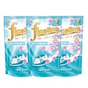 Thumbnail 1 of ไฟน์ไลน์ น้ำยารีดผ้าเรียบ สีเขียว 500 มล. x 3