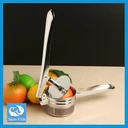 Thumbnail 2 of Twin Fish ที่คั้นน้ำผลไม้ ที่คั้นน้ำส้ม เครื่องคั้นส้ม ผลไม้ หรือบดมันฝรั่งต้มสุกรหัส LS-6