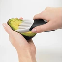 Thumbnail 4 of OXO ที่ปอกและหั่นอะโวคาโด