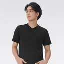 Thumbnail 3 of GQ Liquid-Repellent V Neck T-shirt เสื้อยืดสะท้อนน้ำคอวี สีดำ ไซส์ S