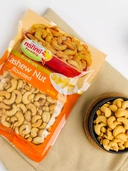 Thumbnail 3 of พรทิพย์ พรีเมี่ยม เม็ดมะม่วงหิมพานต์ รสอบเนย 120 กรัม x 3