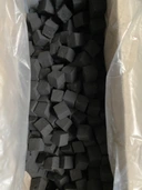 Thumbnail 3 of ตราพรานอ๊อด ถ่านฮิดะ ถ่านกะลา ถ่านลูกเต๋า ถ่านรูปทรงสี่เหลี่ยมลูกเต๋า ขนาดบรรจุ 10 กิโล (ยกลัง)