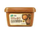 Thumbnail 1 of เดนจัง หรือ เต้าเจี้ยวเกาหลี ( DOENJANG) ขนาด 500 กรัม แบรนด์ ซิงซอง