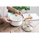 Thumbnail 4 of PINJU หม้อเคลือบอินาเมล สีแคนดี้ (แดง Cherry M) หม้อเคลือบด้ามไม้ หม้อด้ามไม้ หม้อด้ามจับ หม้อเคลือบ หม้อด้าม