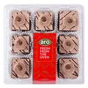 Thumbnail 2 of เอโร่ โกลด์ มินิเค้กครีมรสช็อกโกแลต 20 ก. x 9